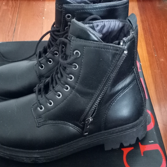 GUESS Locate Combat Boots in Black - Picture 3 of 5